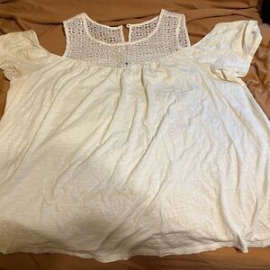 Old Navy White Lace Blouse. Cold shoulder never worn